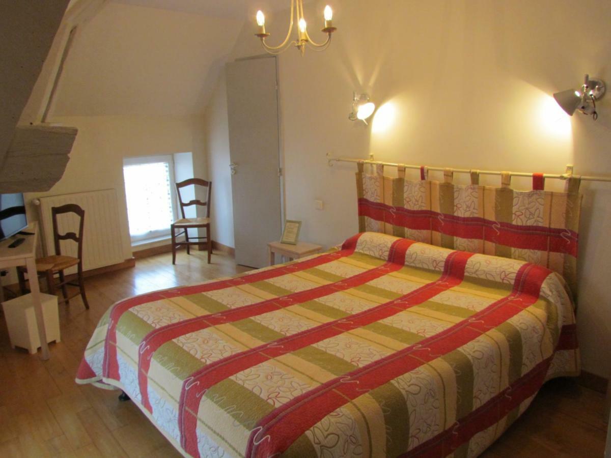 Hotel Le Relais De La Tour Capdenac-Gare Esterno foto